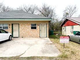 211 W Bobwhite Ln - Photo 1 of 1