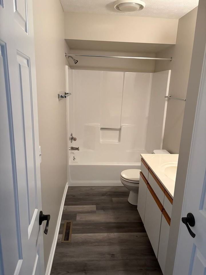 2790 Sand Run Pkwy - Photo 4 of 9