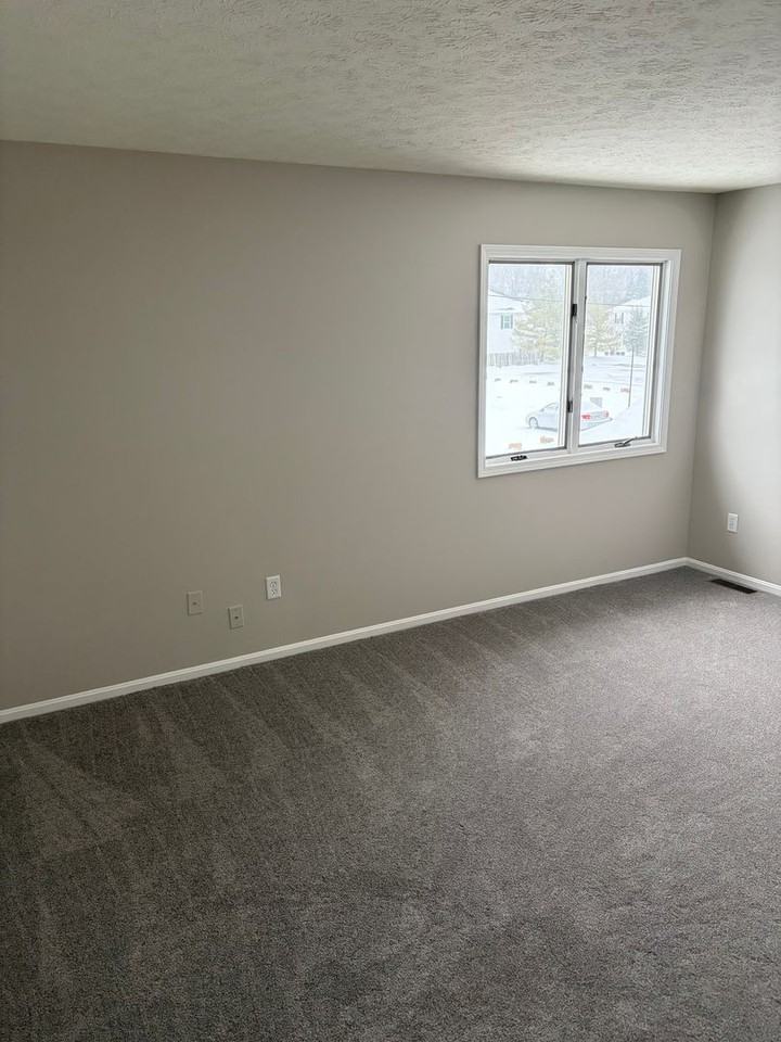 2790 Sand Run Pkwy - Photo 5 of 9