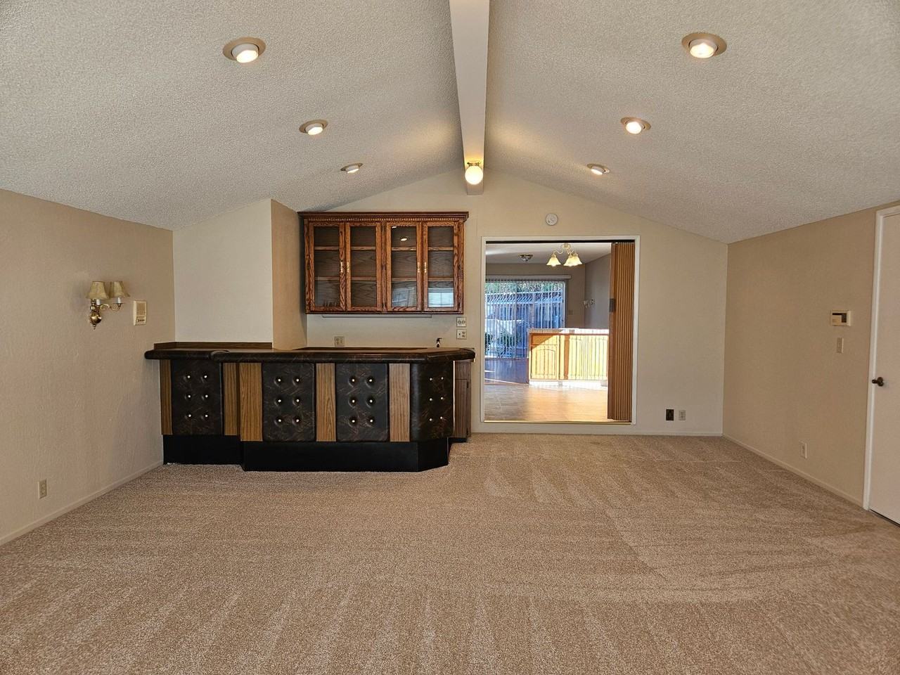 1014 Twin Brook Dr - Photo 4 of 30