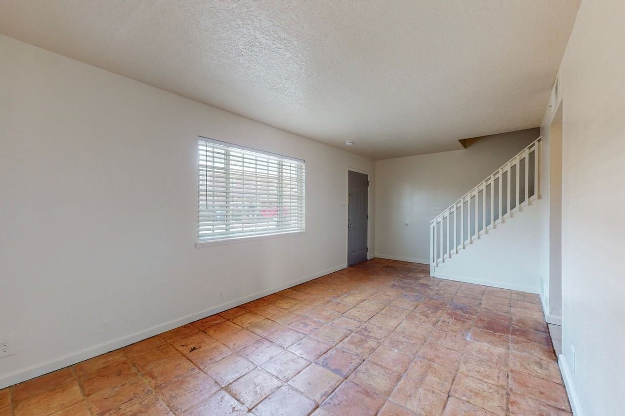 6108 Calle Nueve Nw - Photo 6 of 31