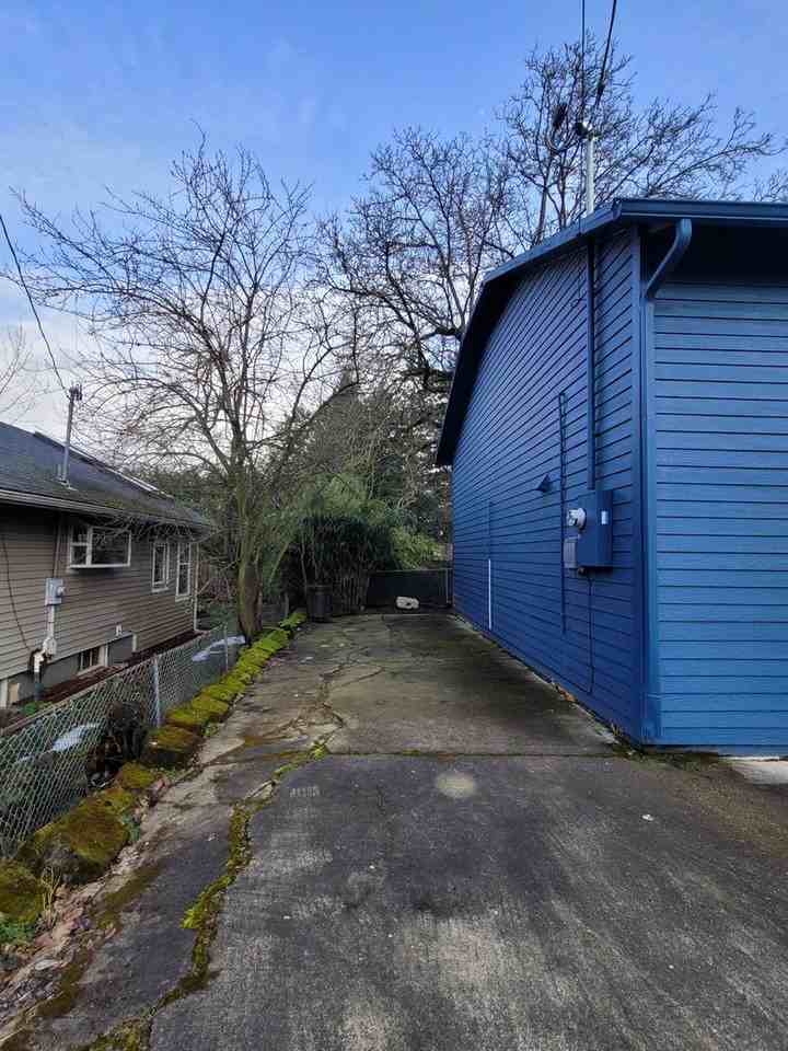 7008 Ne Rodney Ct - Photo 2 of 19