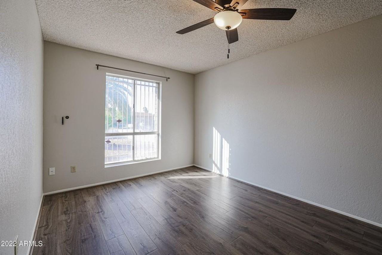 10413 W Butler Dr - Photo 7 of 20