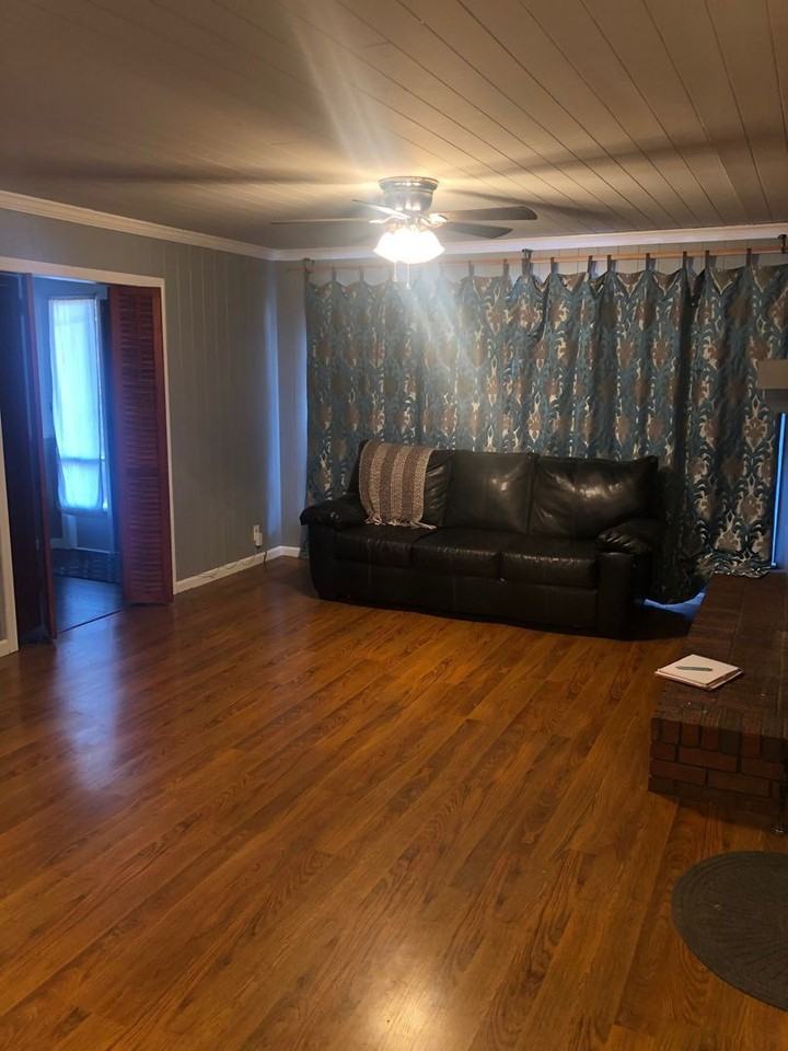 2725 Prince Cir - Photo 3 of 19