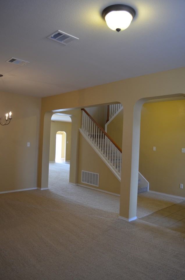 6206 Charlotte Ln - Photo 7 of 50