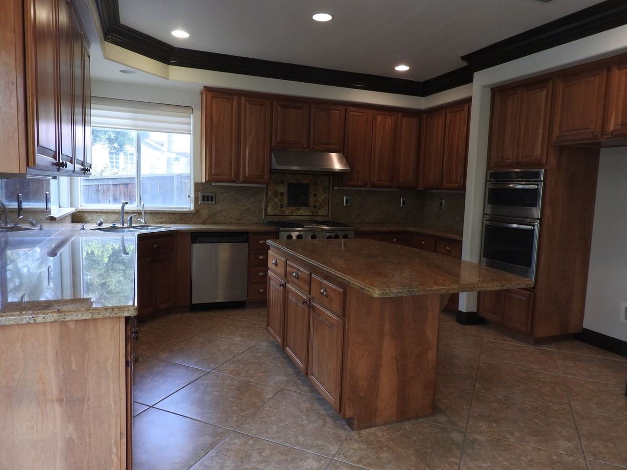 300 Harvest Sky Ct - Photo 2 of 36