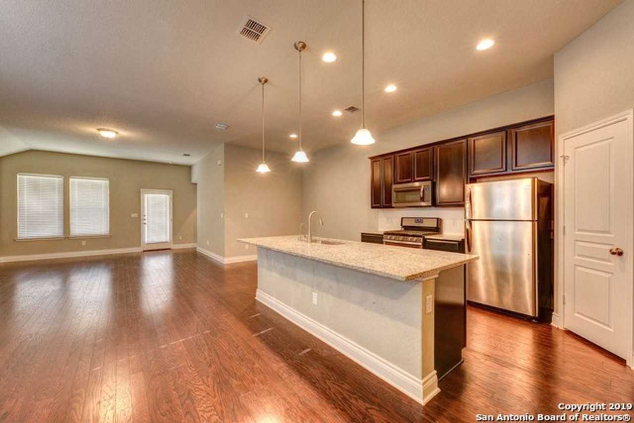 27411 Rio Bnd - Photo 3 of 22