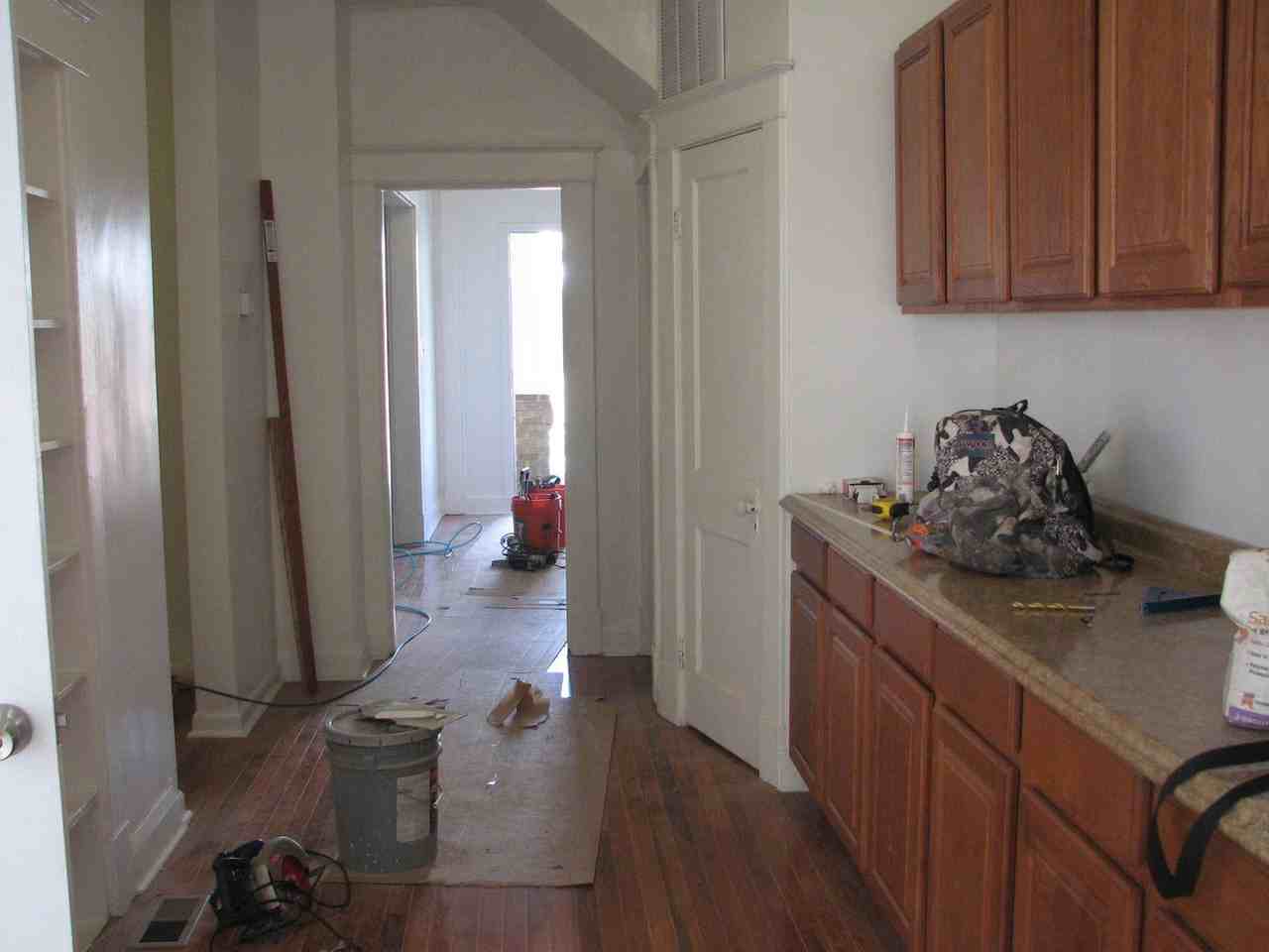 3203 Cliftmont Ave - Photo 7 of 18