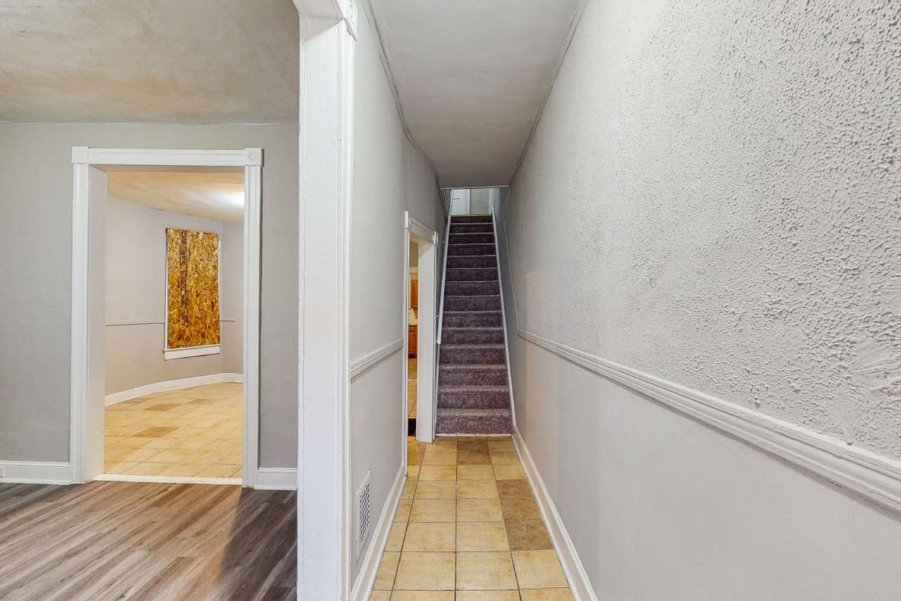 5211 Craig Ave - Photo 3 of 22