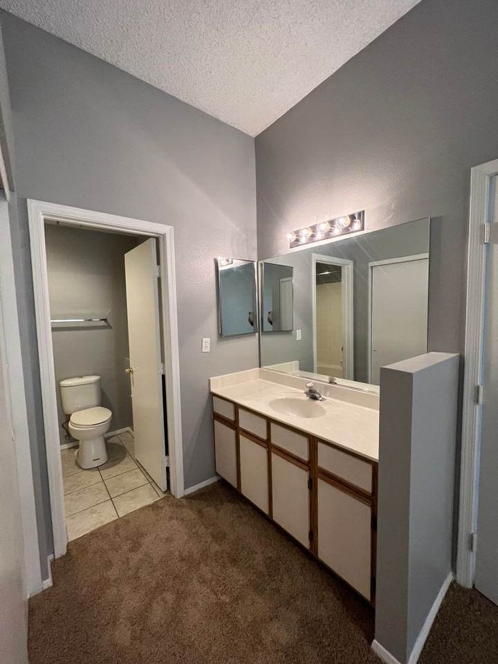 1718 Comstock Dr - Photo 6 of 12