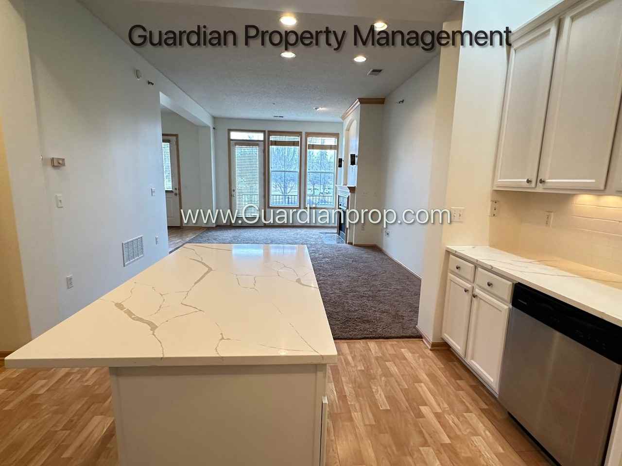 3712 Wooddale Ave S #12 - Photo 7 of 26