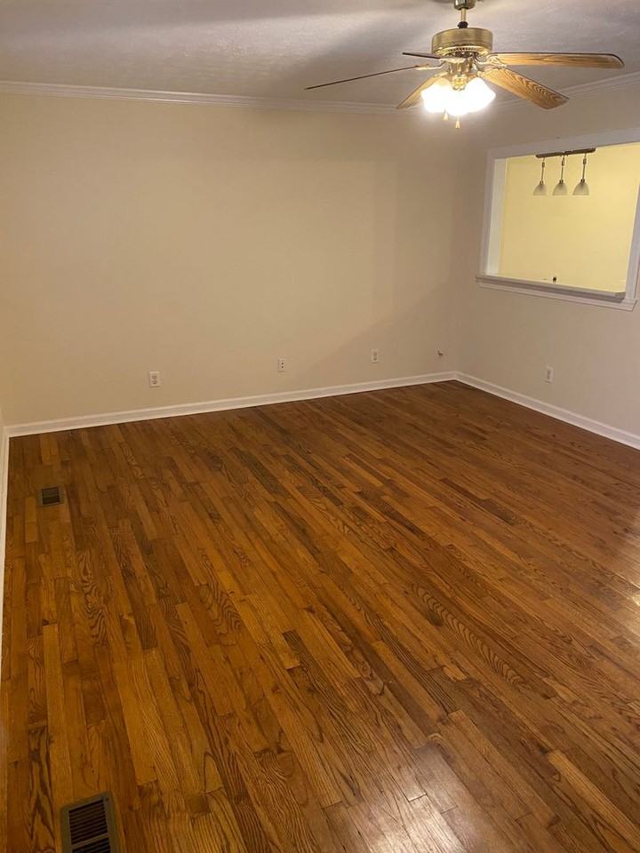 120 Bond Way - Photo 4 of 23