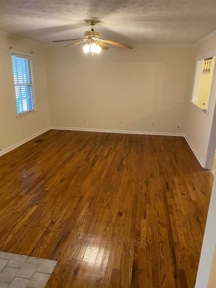 120 Bond Way - Photo 5 of 23