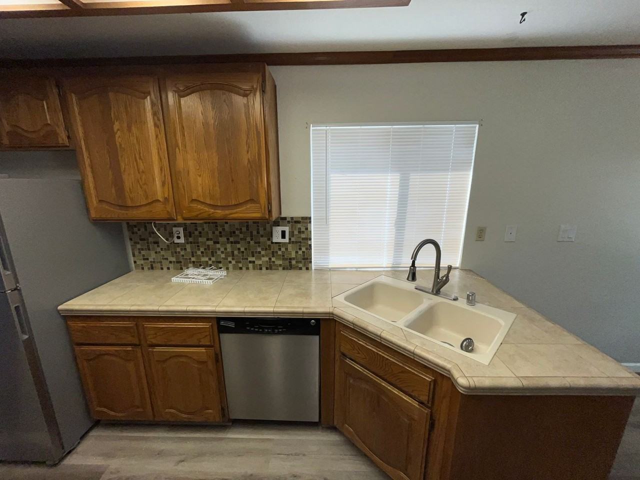 5819 Adobe Spring Way - Photo 4 of 25