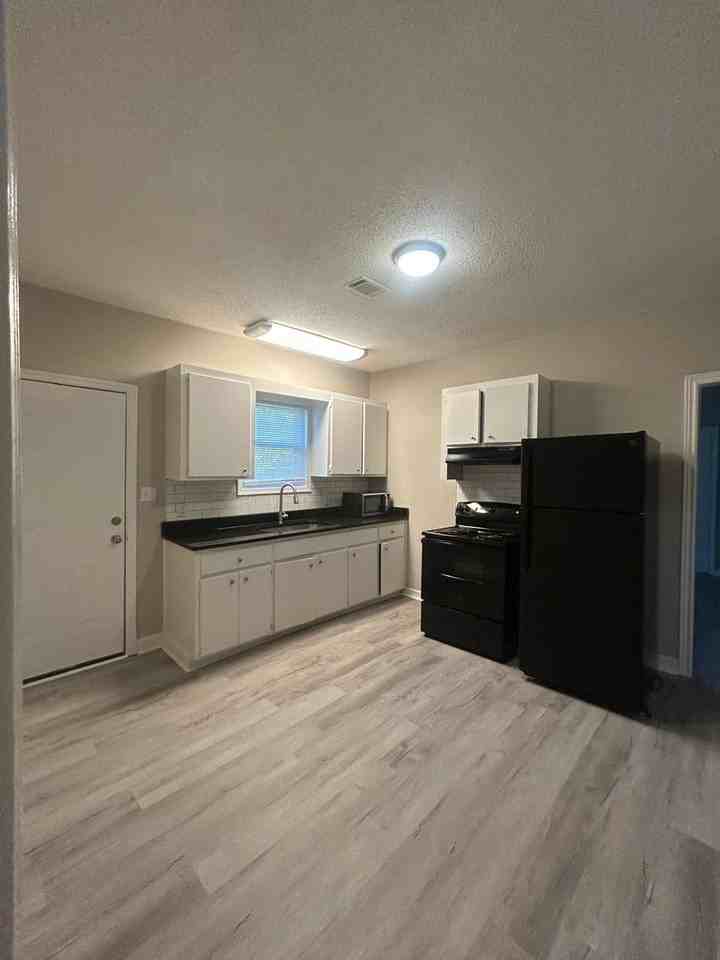 2227 Waites Rd - Photo 3 of 15