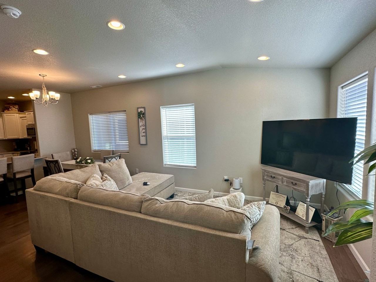 1080 Petra Hts - Photo 7 of 24