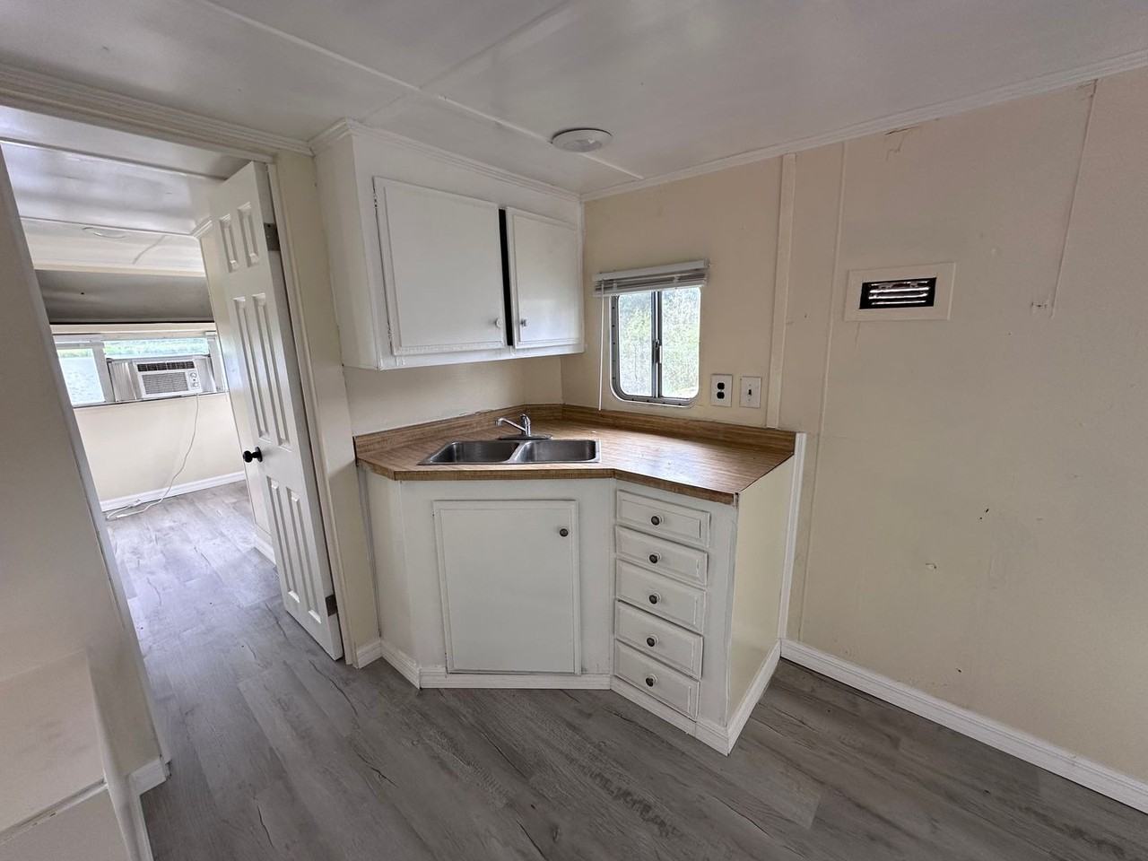 5100 Little Lake Ct #13 - Photo 4 of 7