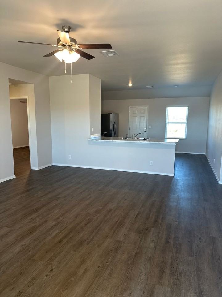 16224 S 83rd East Ave - Photo 5 of 15