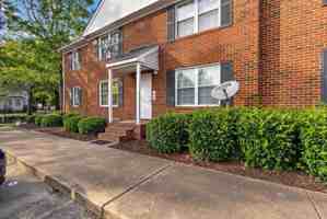 featured image of 1110 Chapel St