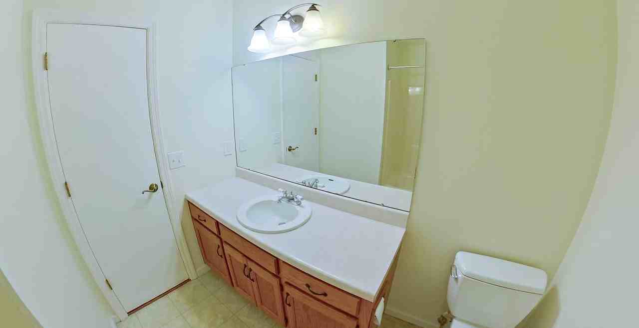 2487 Brookfield Dr - Photo 7 of 12