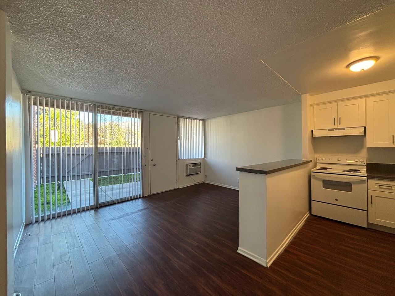 Oakland Ave 650- Hillsides - Photo 3 of 33