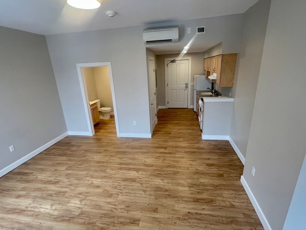 339 Main St - Photo 7 of 18