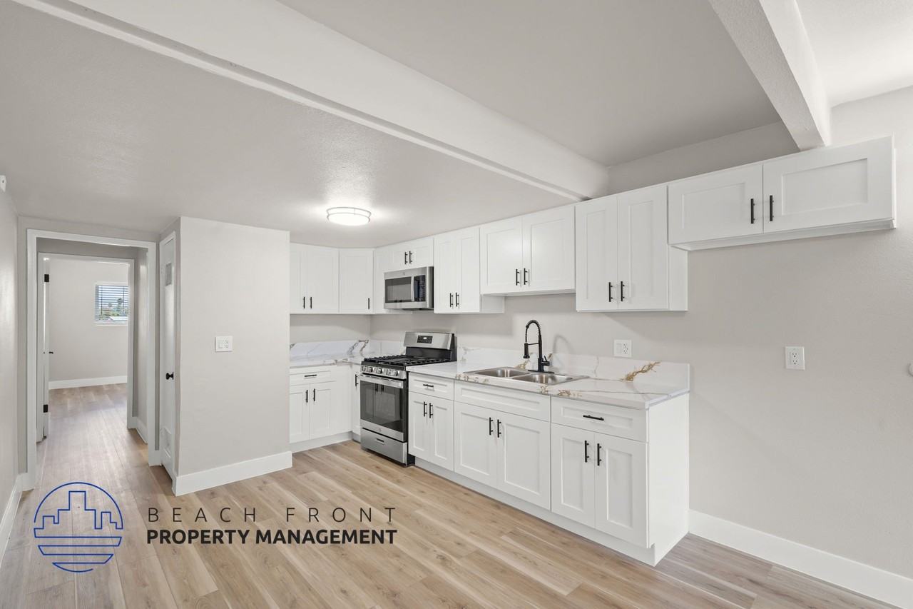 331 E. Wakefield Ave. - Photo 3 of 16