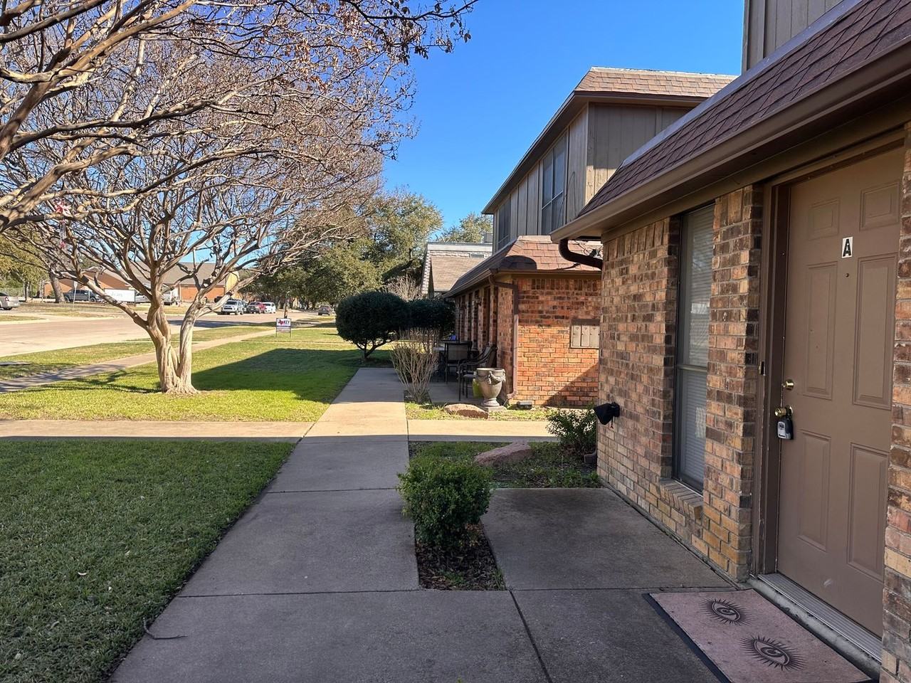 4913 El Campo Ave Apt A - Photo 4 of 4