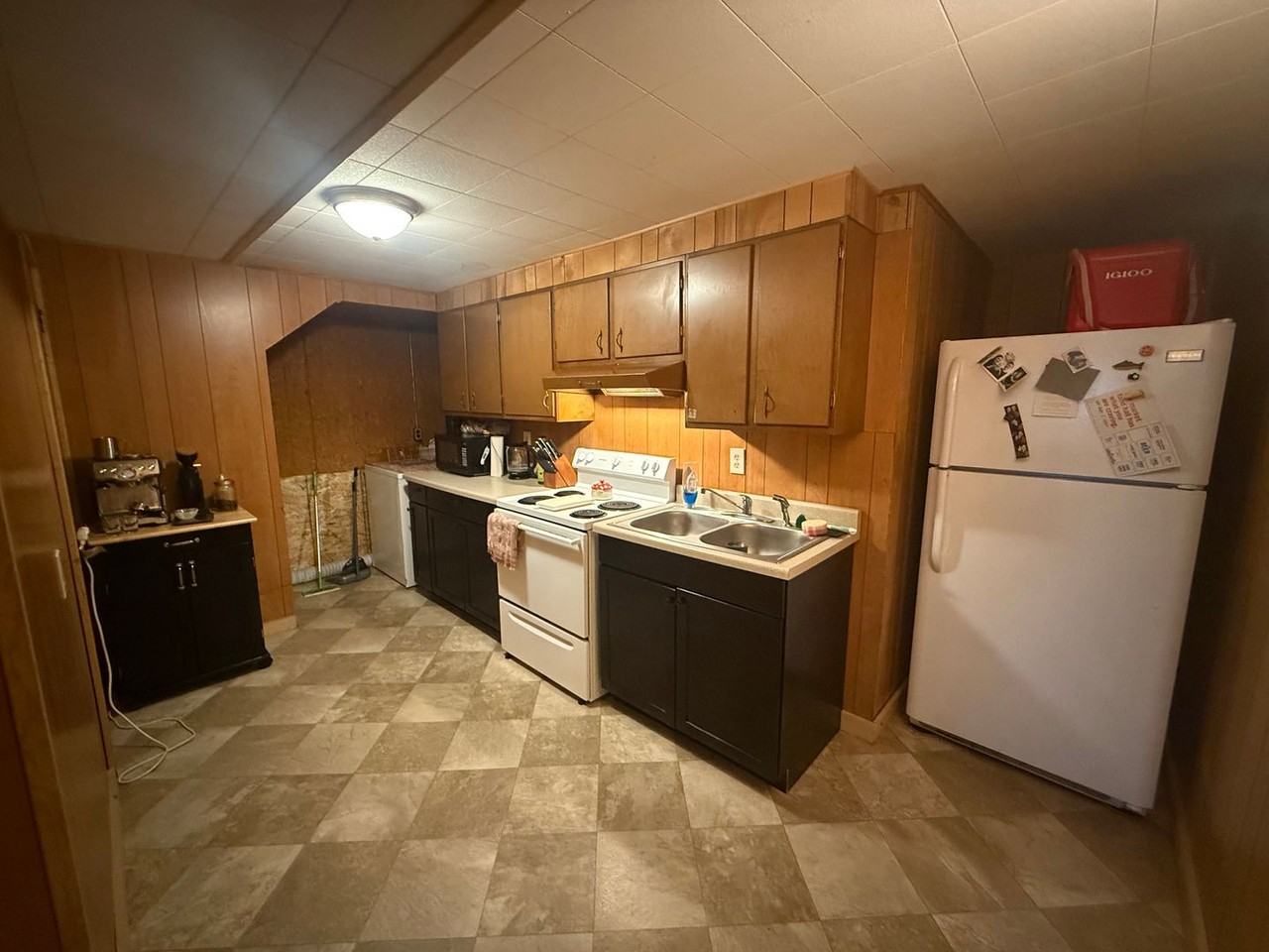 904 W Lamme St #2 - Photo 5 of 10