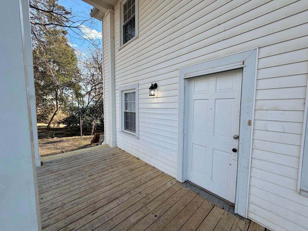 820 Wood St - Photo 3 of 15