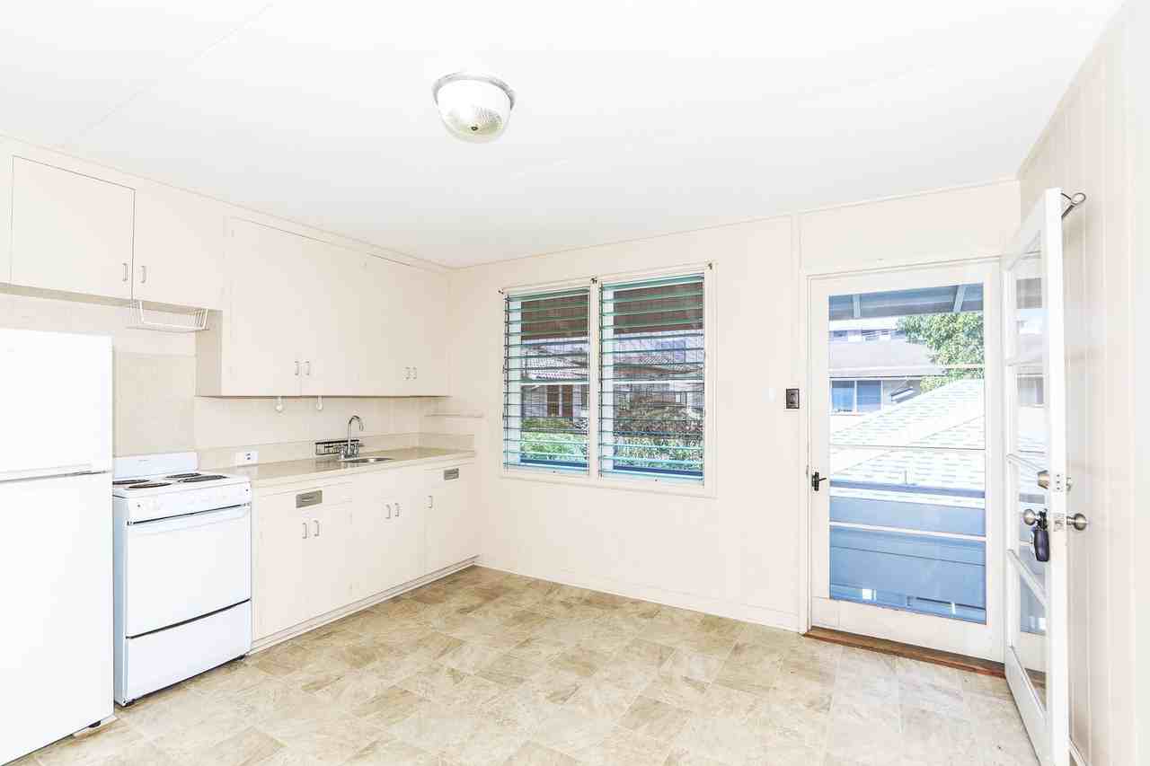 1918 Waiola St #5 - Photo 2 of 15