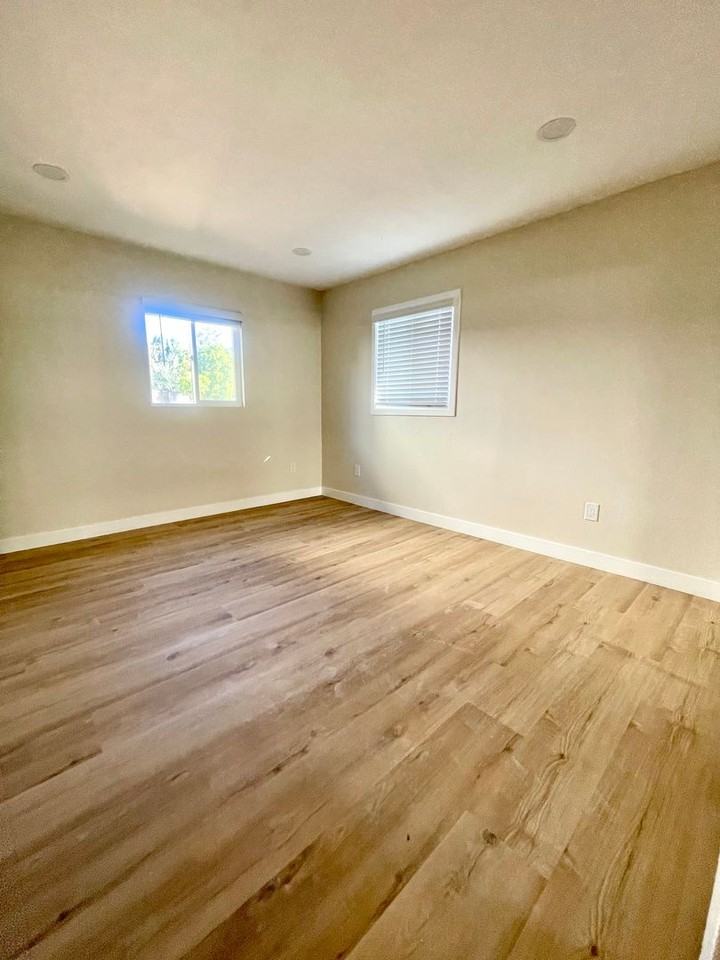 8862 Golf Dr - Photo 3 of 13