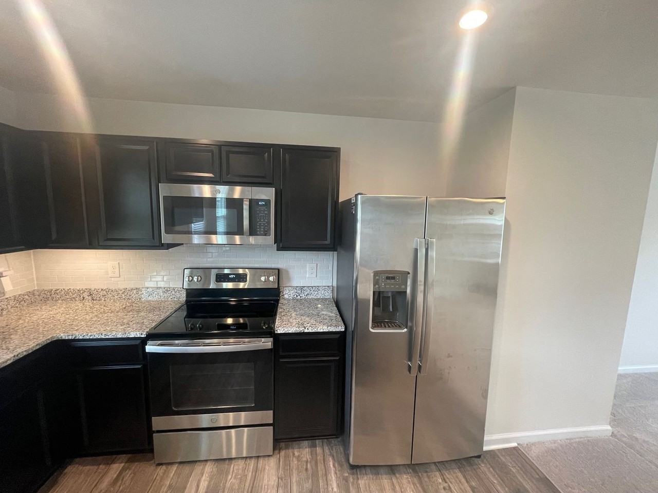 221 Hay Meadow Ln - Photo 5 of 19