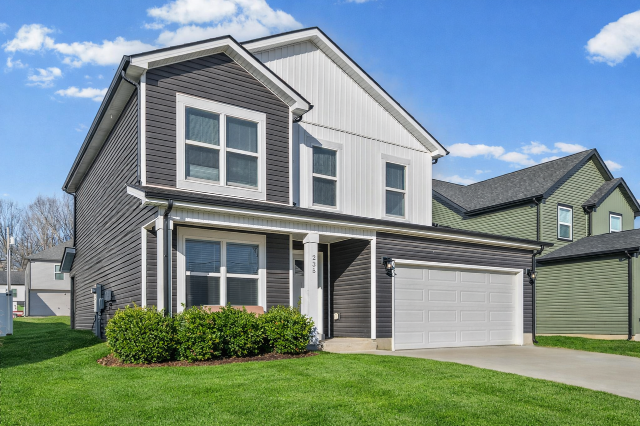 235 King Rd - Photo 3 of 31