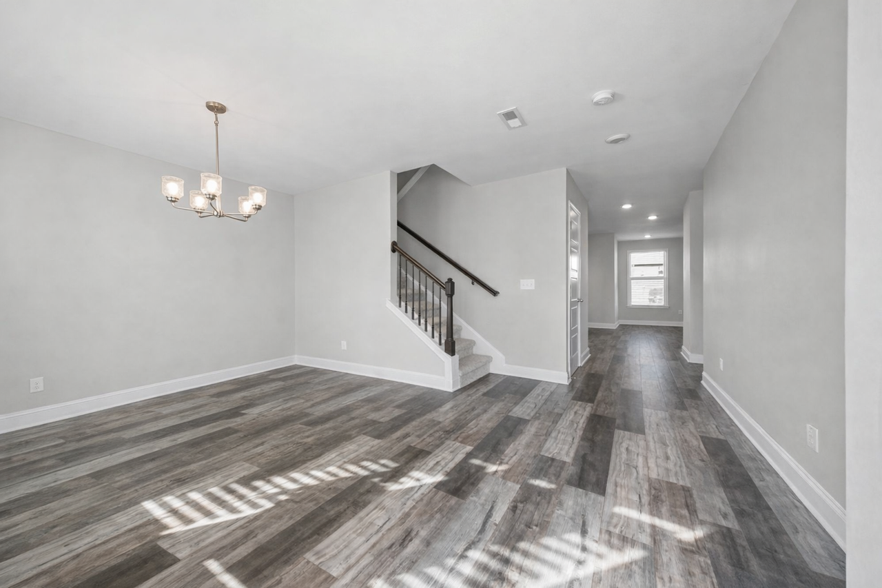 235 King Rd - Photo 5 of 31