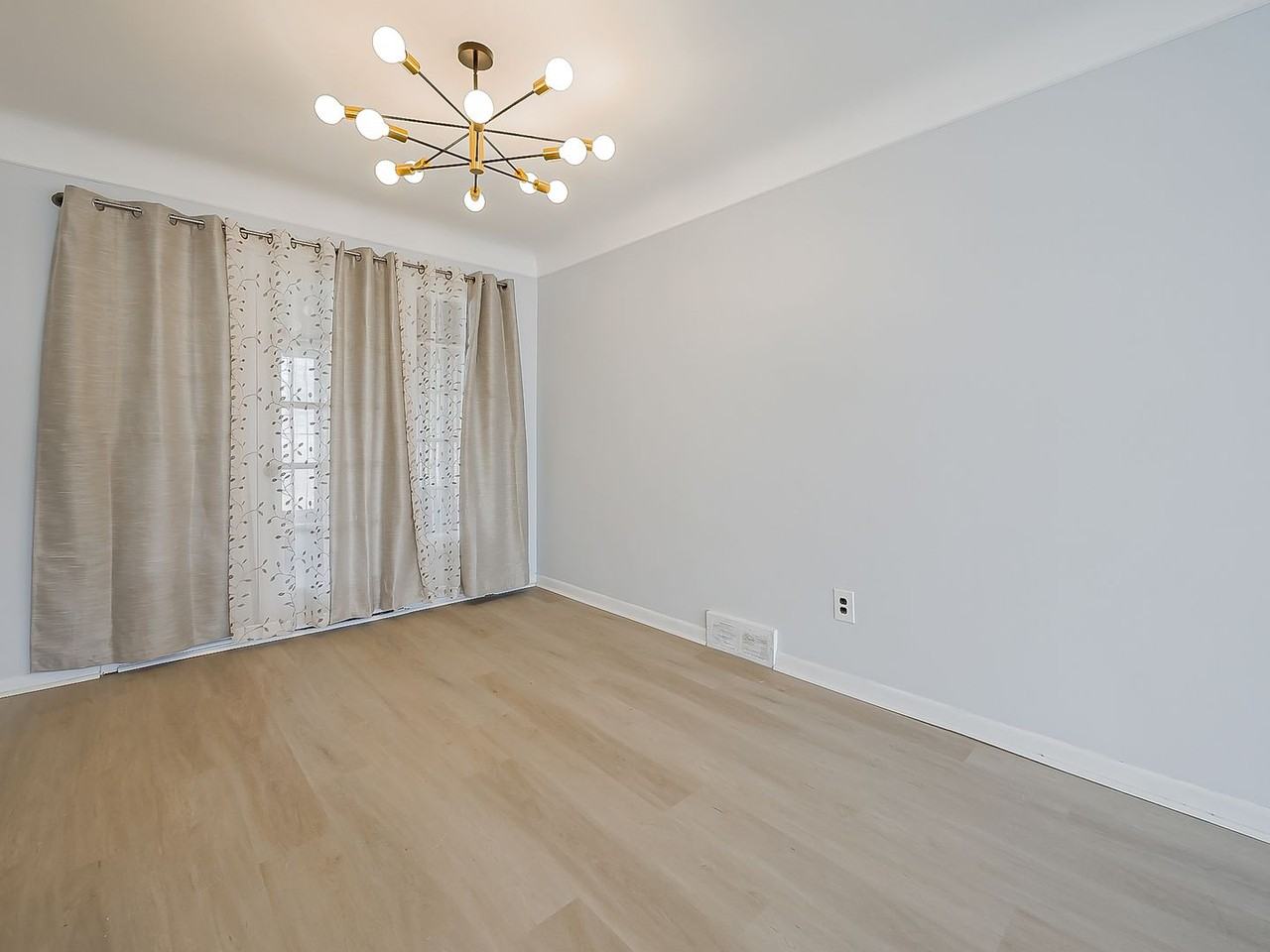 20007 Chalon St - Photo 7 of 42