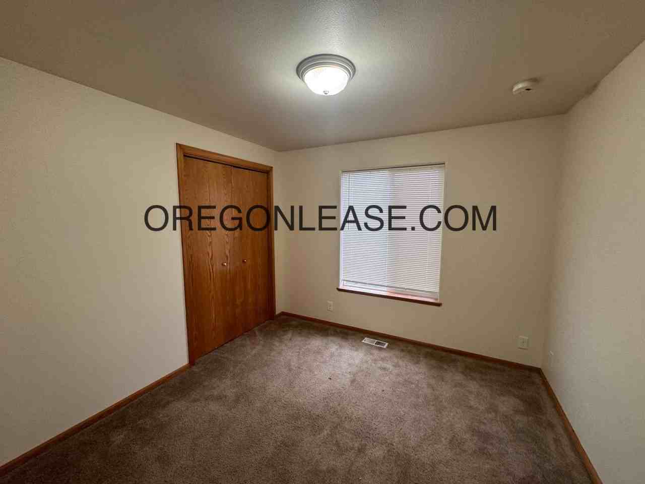 5953 Rombauer Rd - Photo 7 of 11