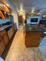 featured image of 1200 Lakeview Dr