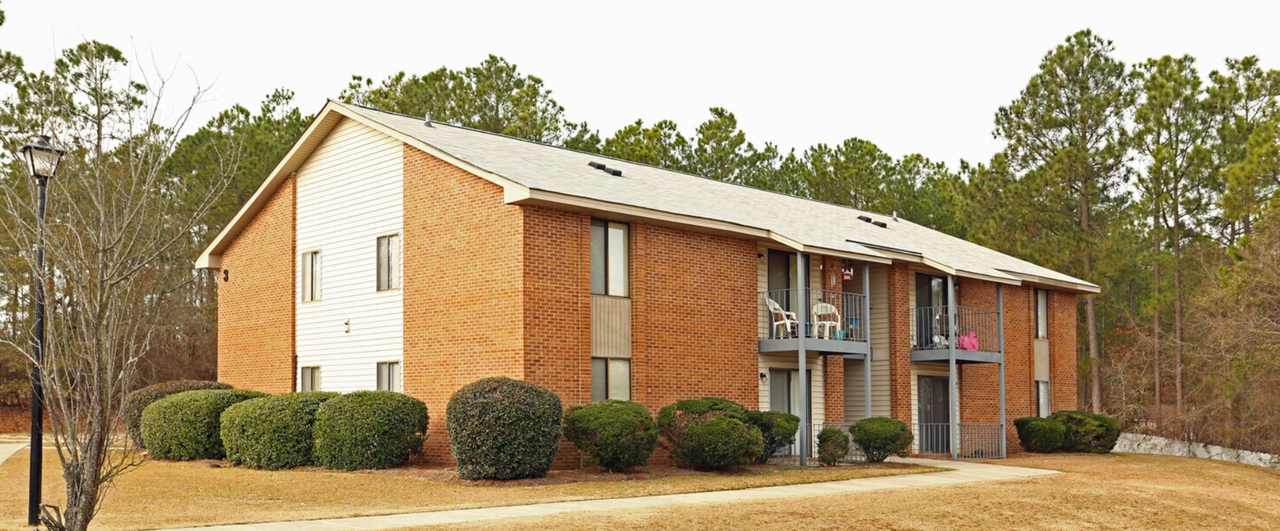 357 Community Dr #G - Photo 7 of 24