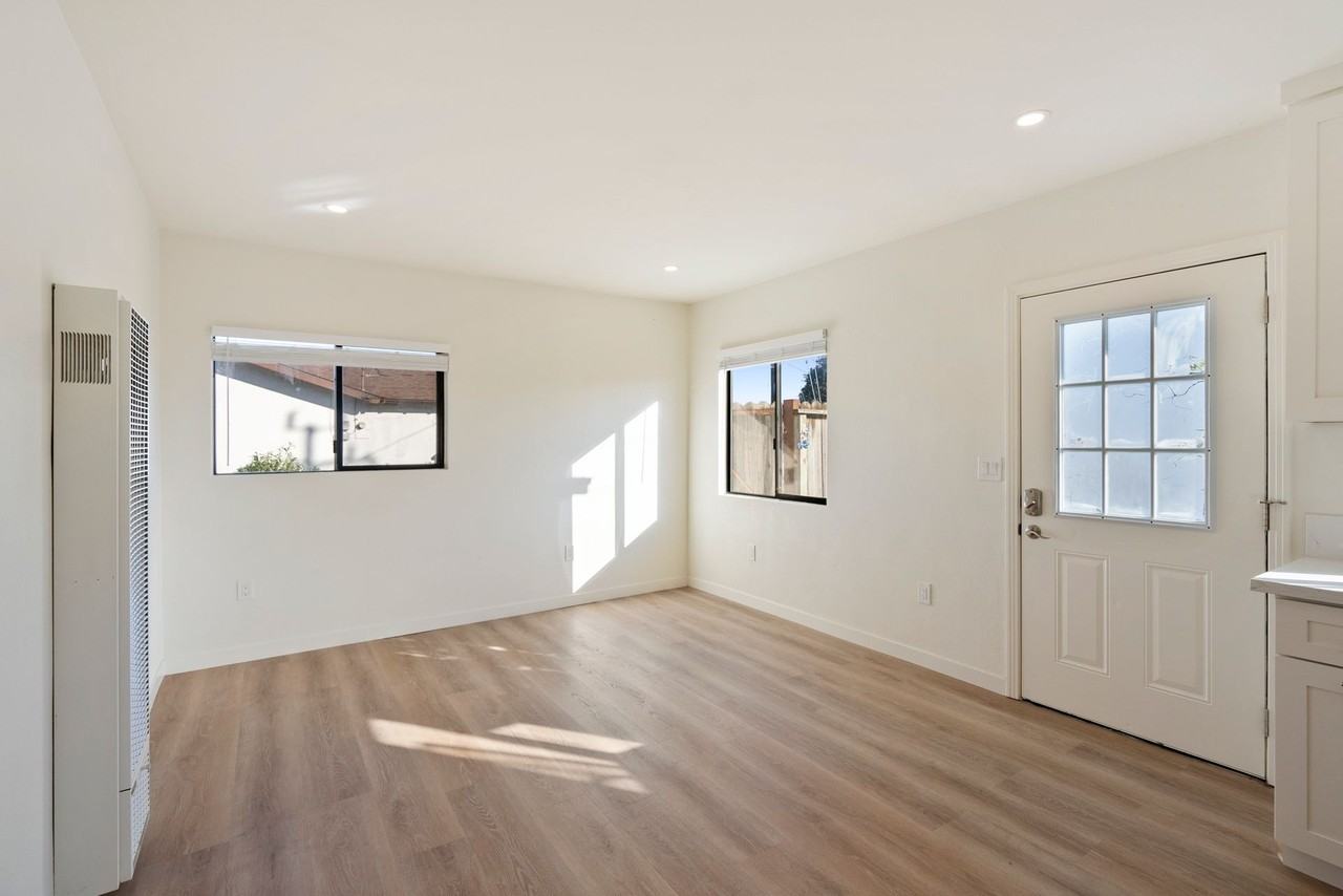 230 S Alpine - Photo 2 of 50