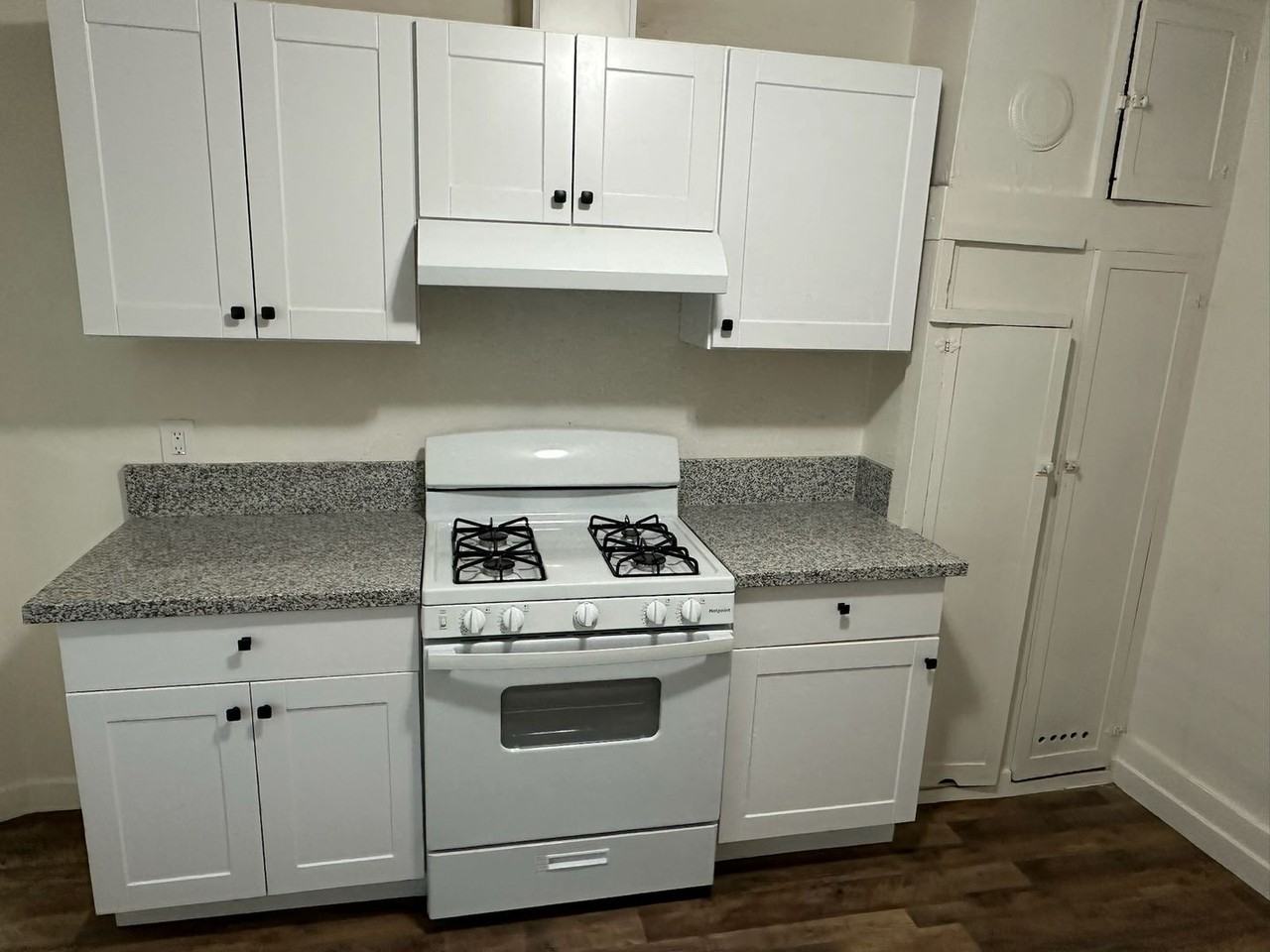 680 E Ventura Ave - Photo 2 of 12