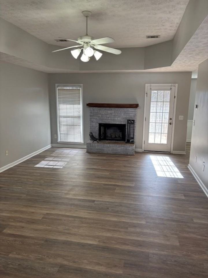 9146 Garrett Lake Dr - Photo 6 of 19