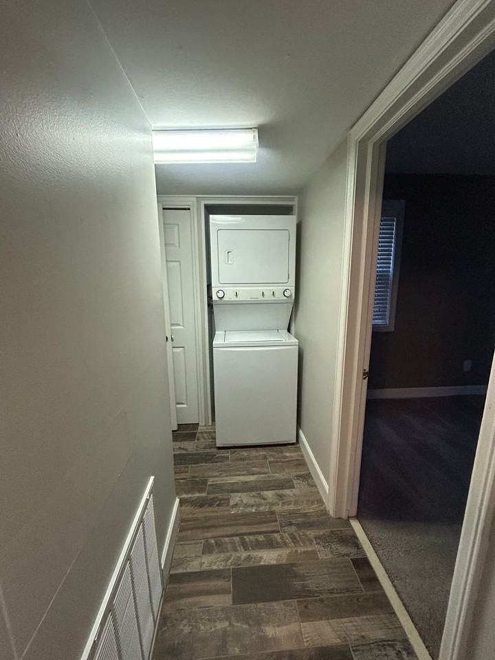 100 100 Lewis Drive  - Lewis Village - Photo 7 of 10