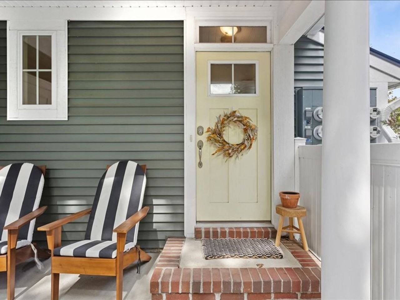 610 Promenade Ln - Photo 3 of 50