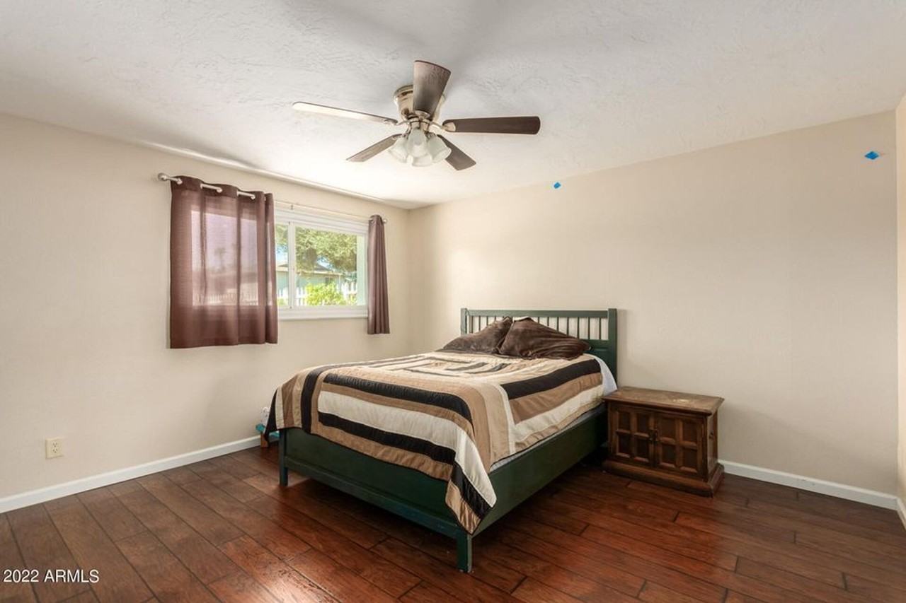 606 E Carson Dr - Photo 7 of 25