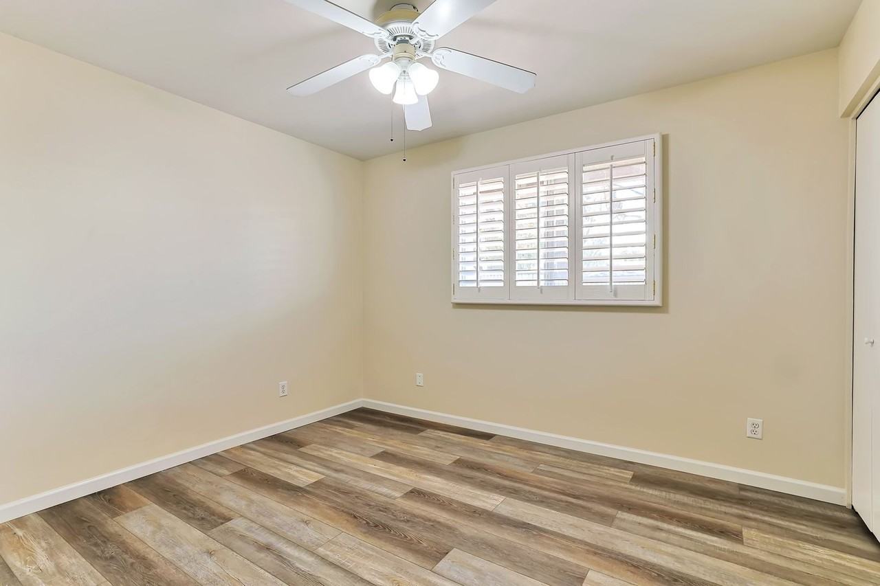 1205 E Fairmont Dr - Photo 4 of 25