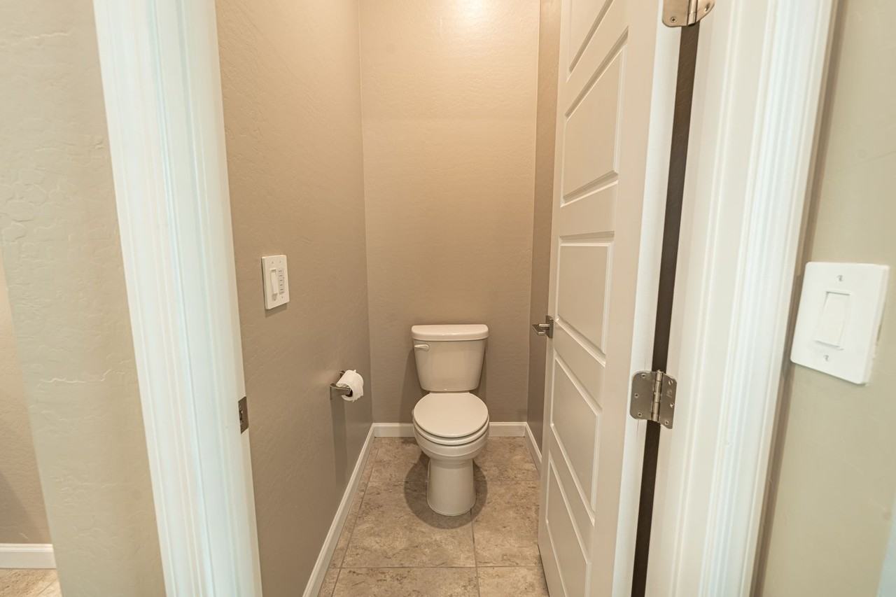 4838 E Helena Dr - Photo 5 of 7