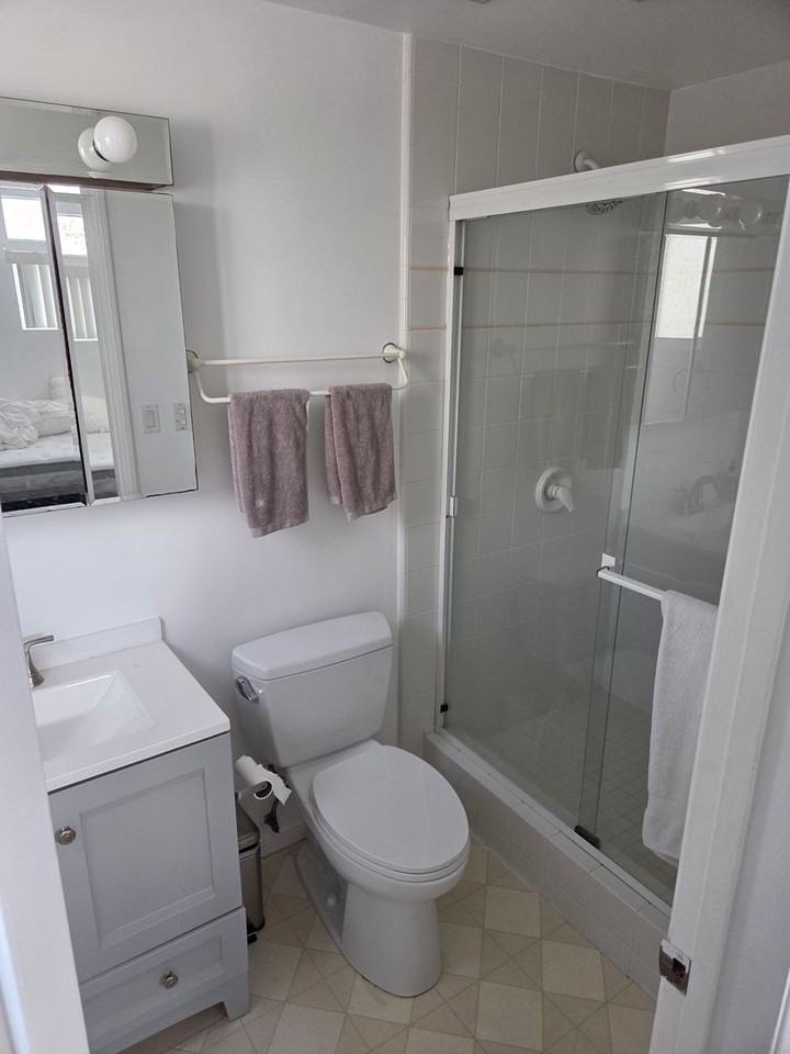 5231 Remington Rd - Photo 5 of 11