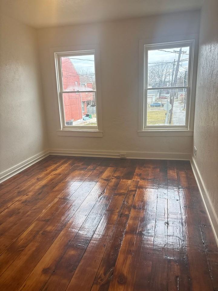 140 E South St - Photo 7 of 19