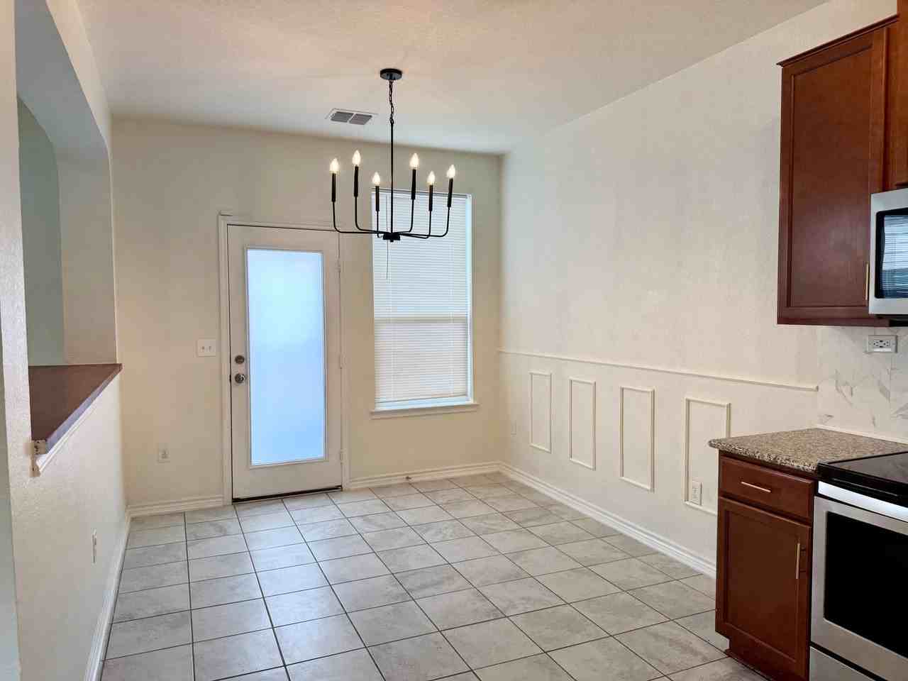 1007 Galapagos - Photo 3 of 12